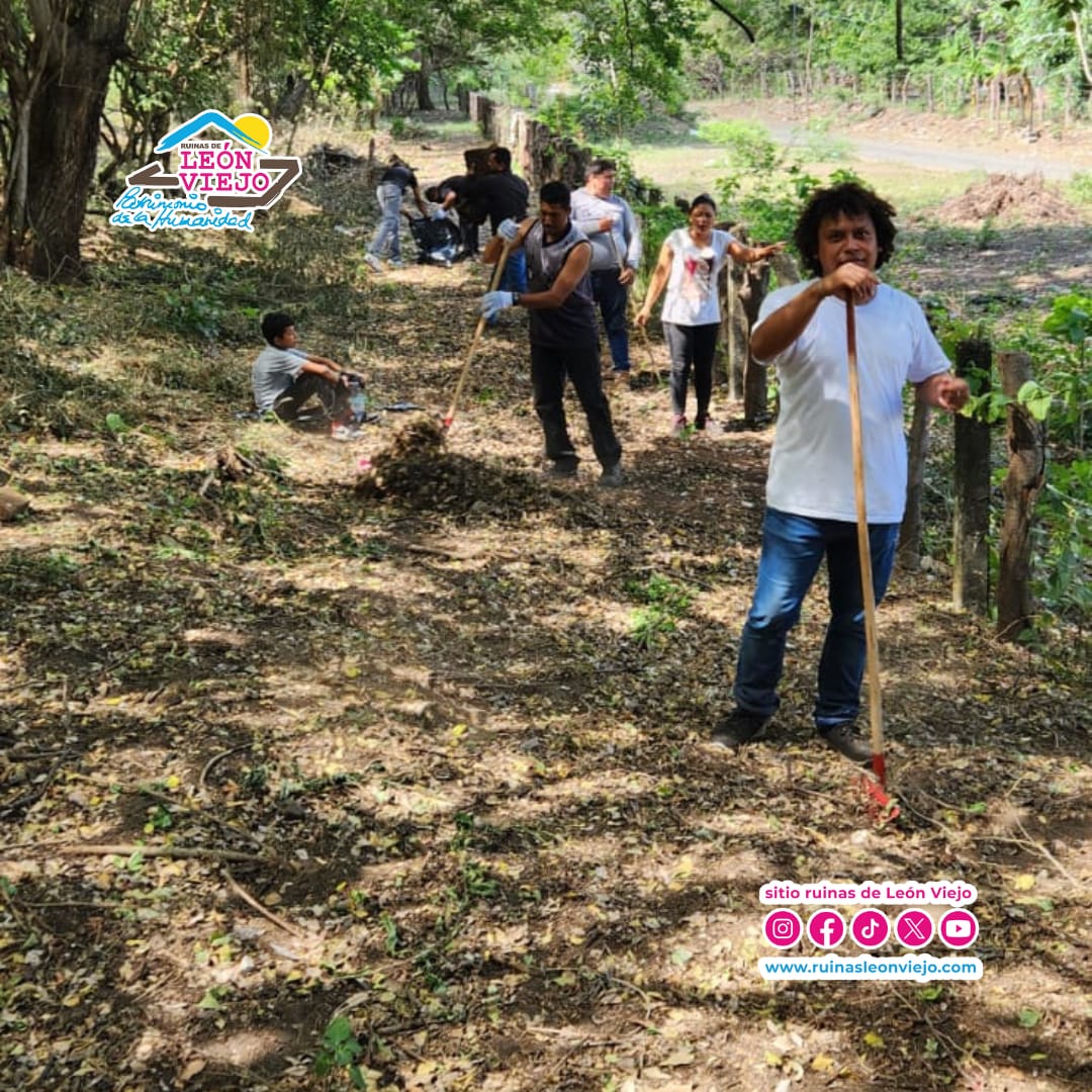 Clubes de Motos apoyan durante la Jornada de Limpieza en Sitio Ruinas de León Viejo